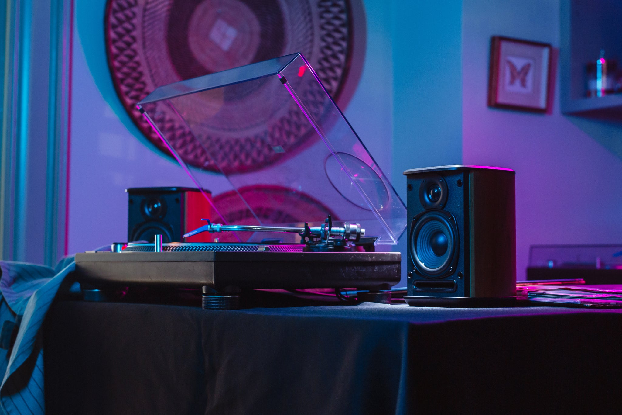 Alexa multi room with bluetooth best sale speakers